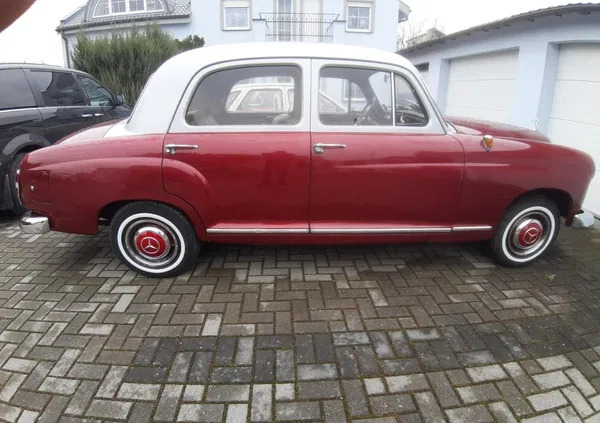 mercedes benz zbąszyń Mercedes-Benz Klasa E cena 42500 przebieg: 26000, rok produkcji 1961 z Zbąszyń